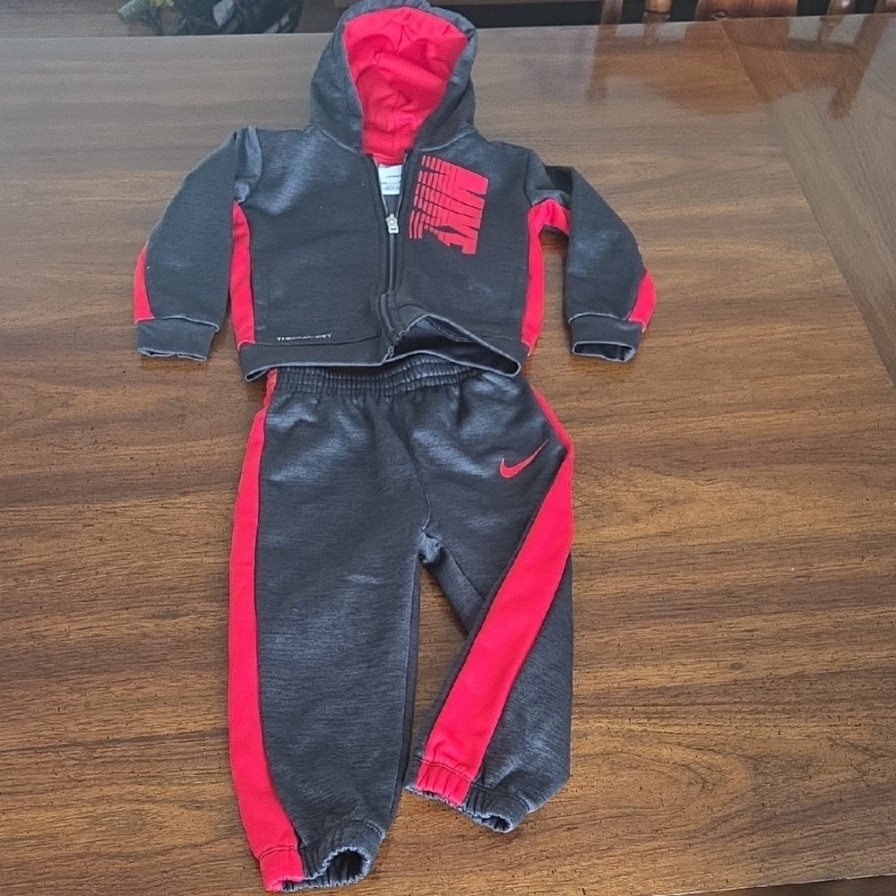 Nike Kids Black and Red Jogger Set